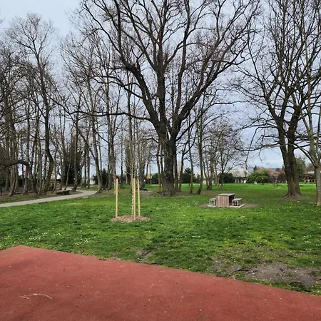 Agreable T2/Centre-Ville *10 Min Gare* Bourgoin-Jallieu Exterior photo