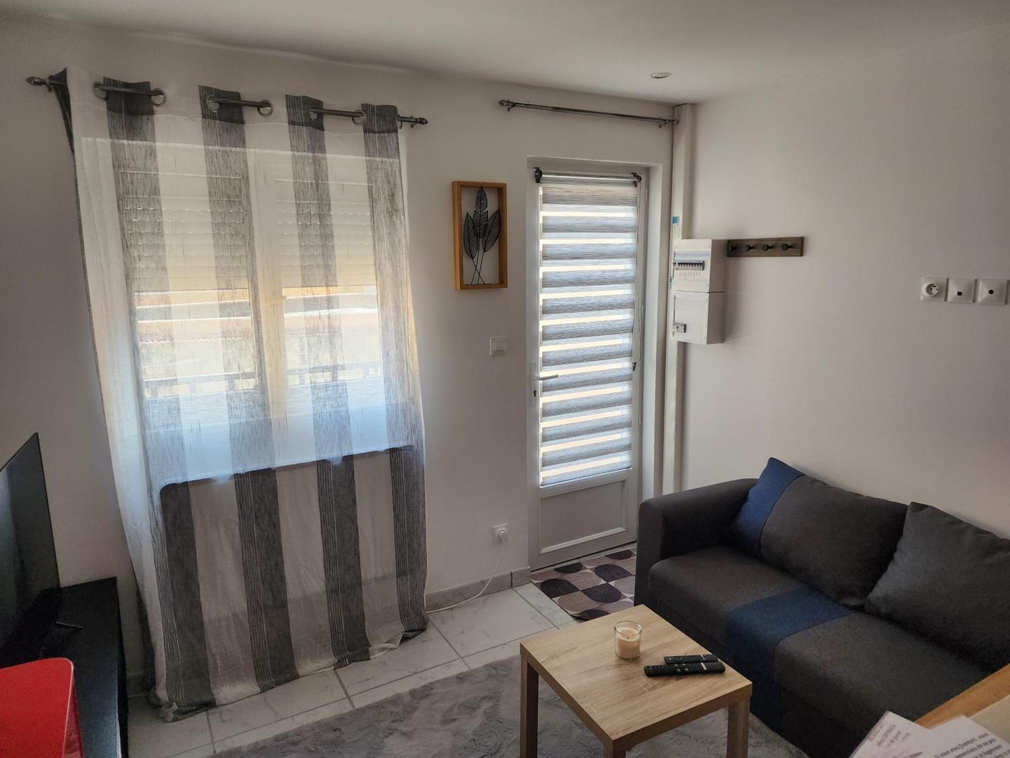 Apartment Agreable T2/centre-ville *10 Min Gare*